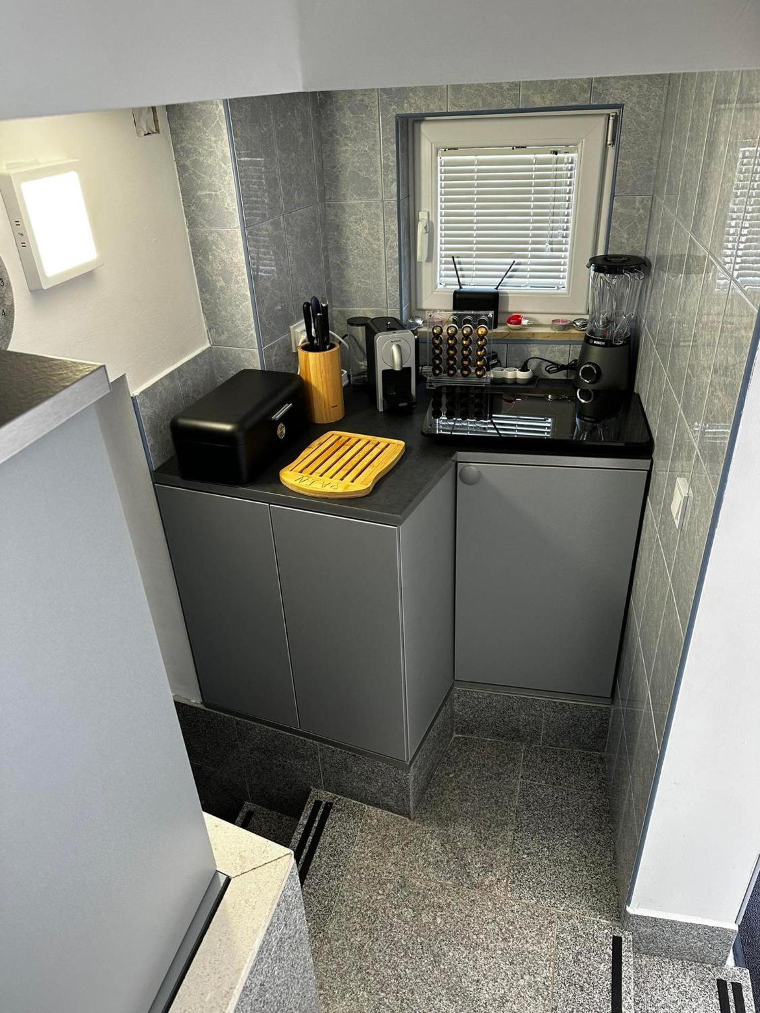 Apartma Sirenis *